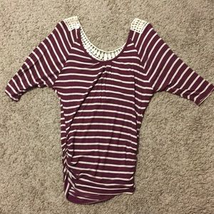 3/4 sleeve shirt